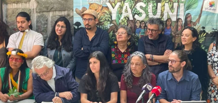 Rueda de prensa de Yasunidos sobre la consulta popular. Foto: Yasunidos/Twitter.