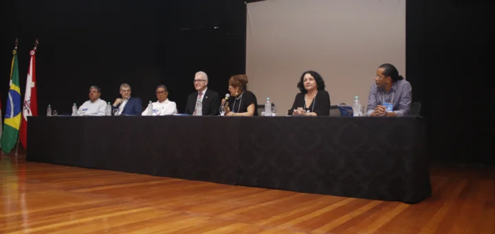 Mesa de abertura do V Seminário Interacional América Latina e Caribe. Foto: Manuela André/Sialat