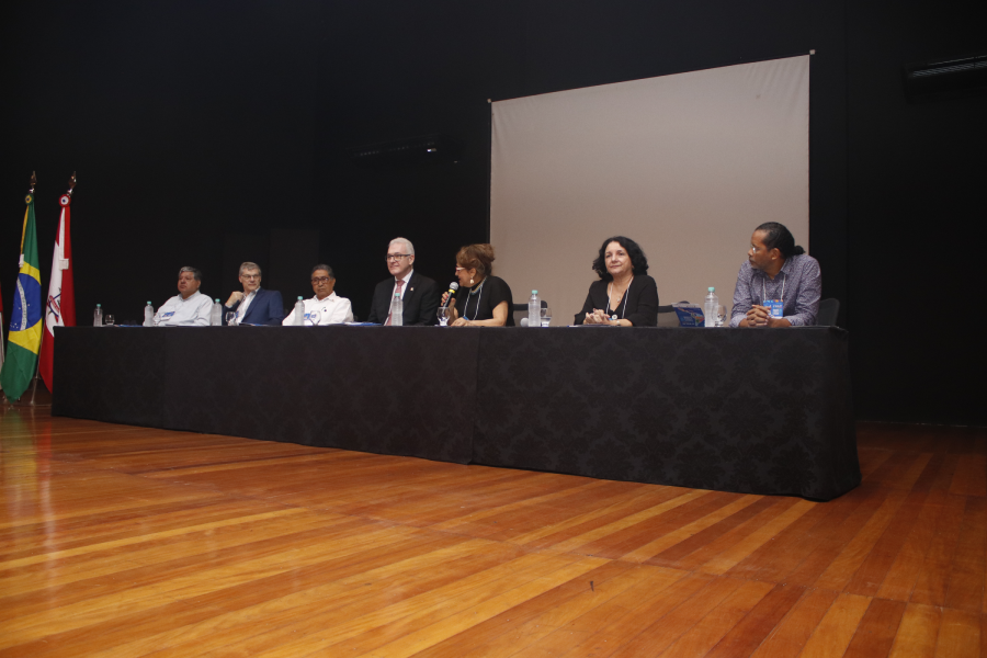 Mesa de abertura do V Seminário Interacional América Latina e Caribe. Foto: Manuela André/Sialat