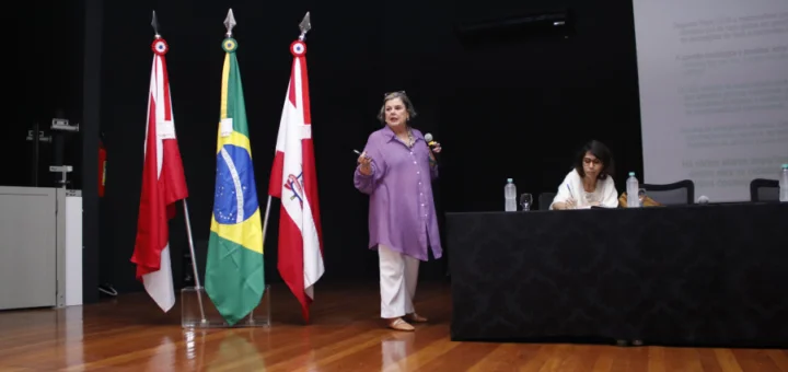 Professora Leila Ferreira no V Sialat