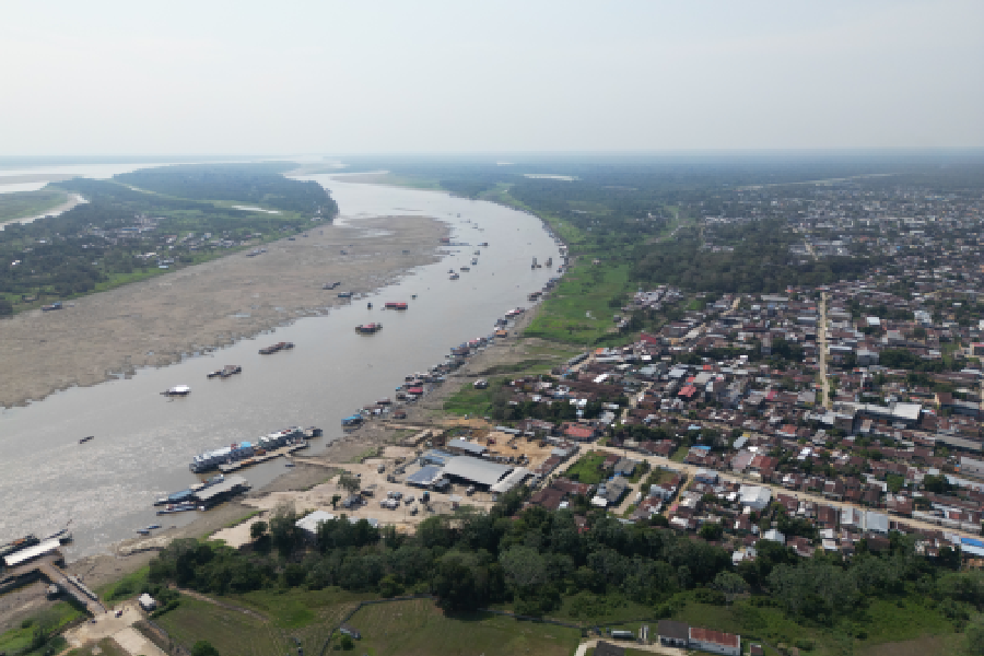 Pelo menos vinte cidades do Amazonas decretaram situação de emergência por causa da estiagem. Foto: Antônio Caldas / Amazônia Latitude