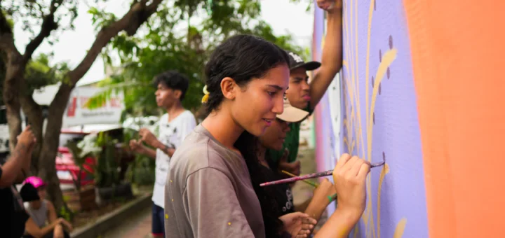 O papel revolucionário da arte na educação é ser disseminadora de conhecimento e mobilizadora de emoções. Foto: Coletivo Pororoka.