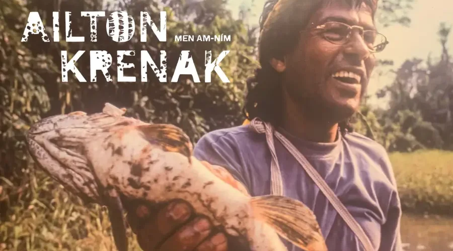 O líder indígena, ambientalista e pensador Ailton Krenak é homenageado na exposição Ocupação. Foto: Letícia Vieira/Exposição Ocupação.