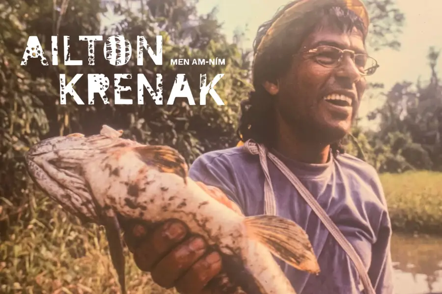 O líder indígena, ambientalista e pensador Ailton Krenak é homenageado na exposição Ocupação. Foto: Letícia Vieira/Exposição Ocupação.
