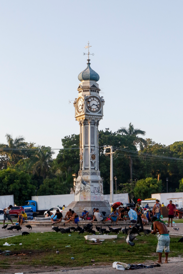 O número de moradores de rua em Belém aumentou cerca de 500% nos últimos oito anos, evidenciando uma crise humanitária não resolvida. Foto: Oswaldo Forte/Amazônia Latitude.
