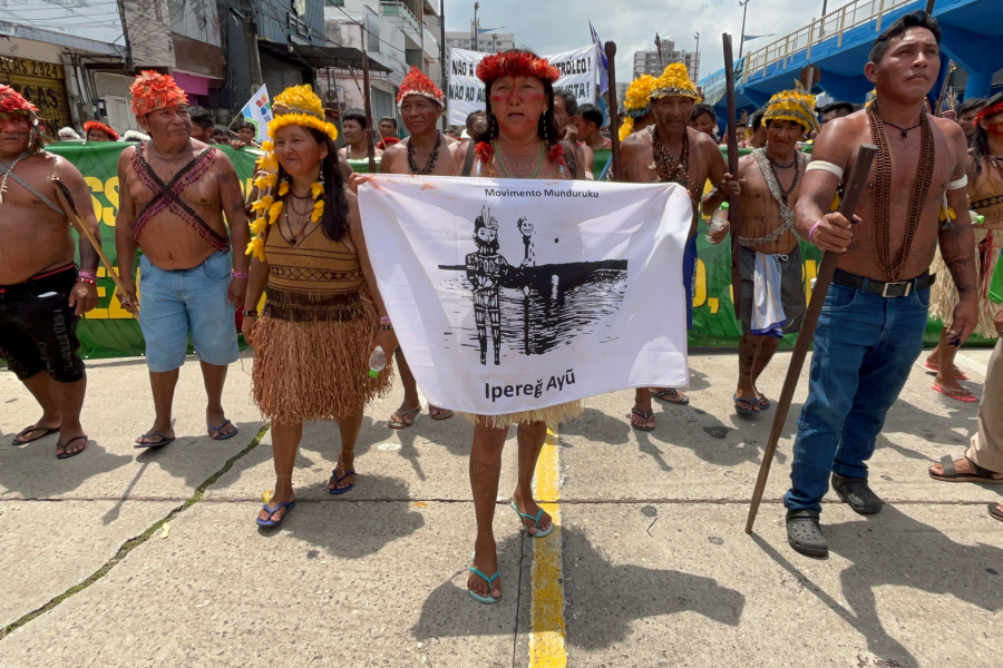 O Movimento Munduruku Ipereĝ Ayû marcou presença na Marcha, reforçando o protagonismo deste povo na defesa do rio Tapajós e dos territórios. Foto: Alice Palmeira.