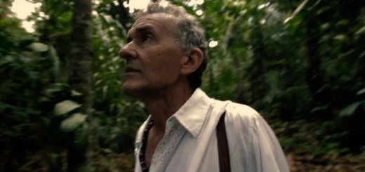 Nascido e criado no meio da floresta, o multiartista Eliberto Barroncas tem a Amazônia como matriz simbólica das suas obras. Foto: Projeto Mormaço Sonoro DaVarzea.