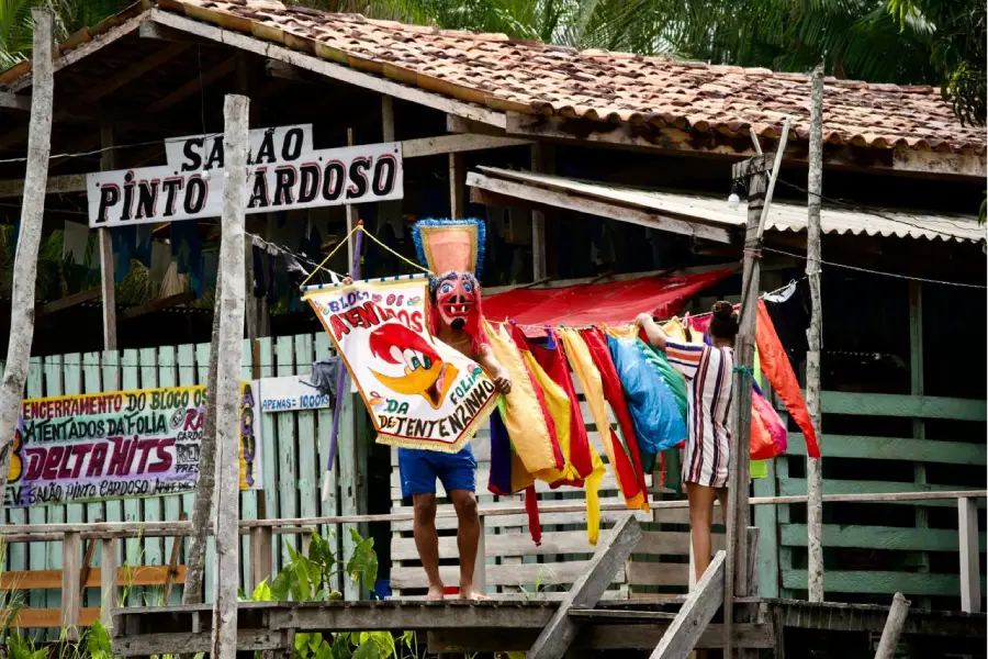 A arte nasce da necessidade de respirar e se mostrar em um mundo que tenta cercar o que é comum. Foto: Bimba Neto/Amazônia Latitude.