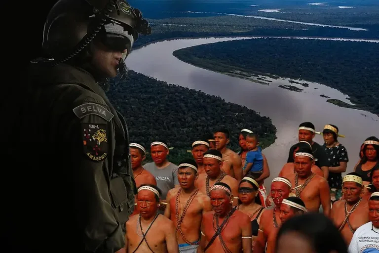 A nova centralidade estratégica da Amazônia revela um território disputado por minerais críticos e rotas de escoamento onde a presença militar e a resistência dos povos tradicionais definem os novos rumos da soberania nacional em um cenário de guerra global. Arte: Loan Bastos/Amazônia Latitude.