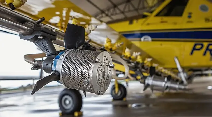 Nuvem invisível: segundo camponeses do Maranhão, O sistema de pulverização aérea ignora as cercas dos assentamentos e contamina a produção da agricultura familiar. Foto: Vinícius Mendonça/Ibama (CC BY 2.0).