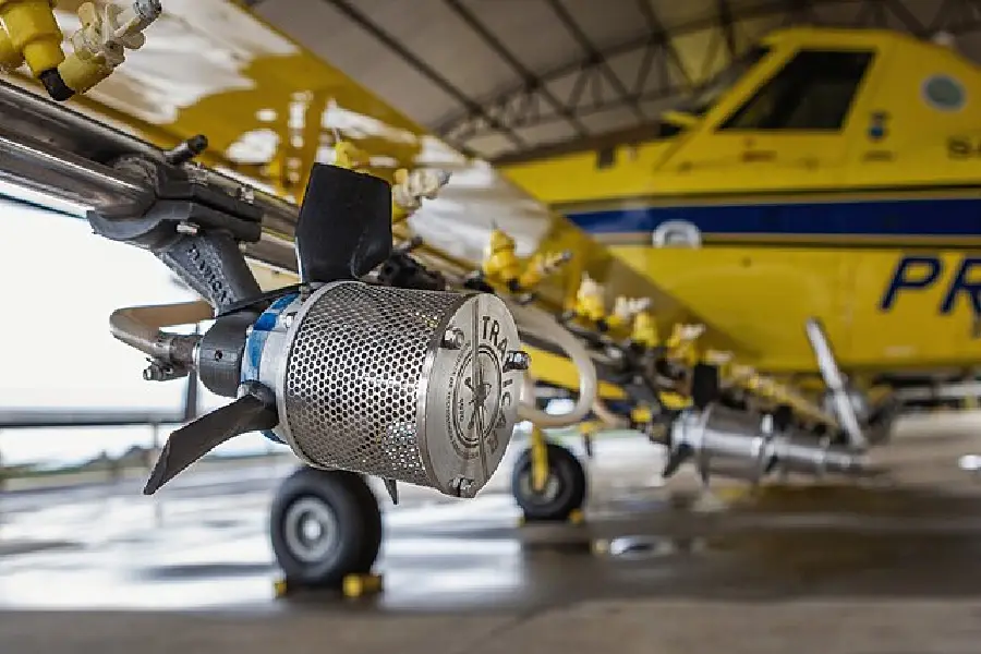 Nuvem invisível: segundo camponeses do Maranhão, O sistema de pulverização aérea ignora as cercas dos assentamentos e contamina a produção da agricultura familiar. Foto: Vinícius Mendonça/Ibama (CC BY 2.0).
