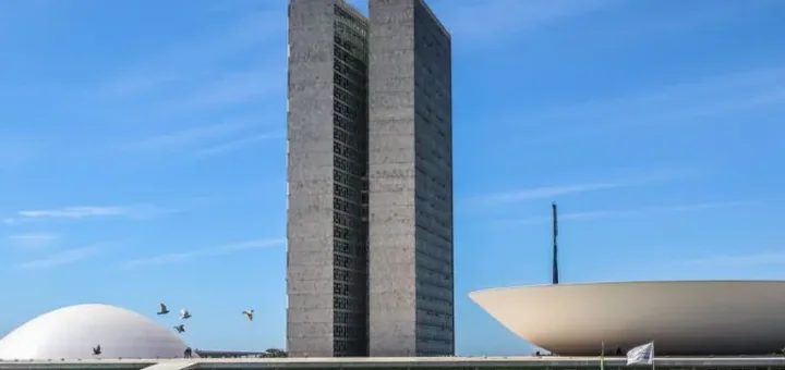 Em 2026, mudar o Congresso precisa ser nosso objetivo comum.  A eleição se tornou uma questão de sobrevivência climática. Foto: Antônio Cruz/Agência Brasil.