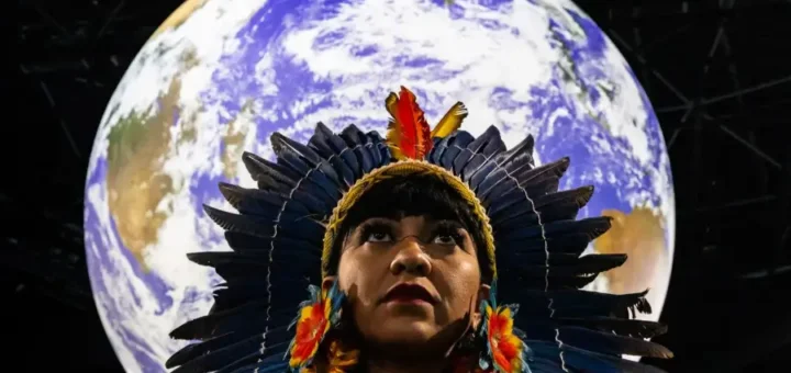 A Amazônia como o verdadeiro centro da política climática global: protagonismo e resistência dos povos originários frente às crises do planeta. Foto: Acervo Mídia NINJA/Reprodução.