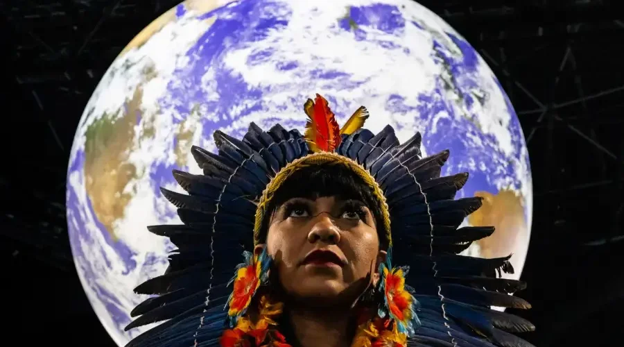 A Amazônia como o verdadeiro centro da política climática global: protagonismo e resistência dos povos originários frente às crises do planeta. Foto: Acervo Mídia NINJA/Reprodução.